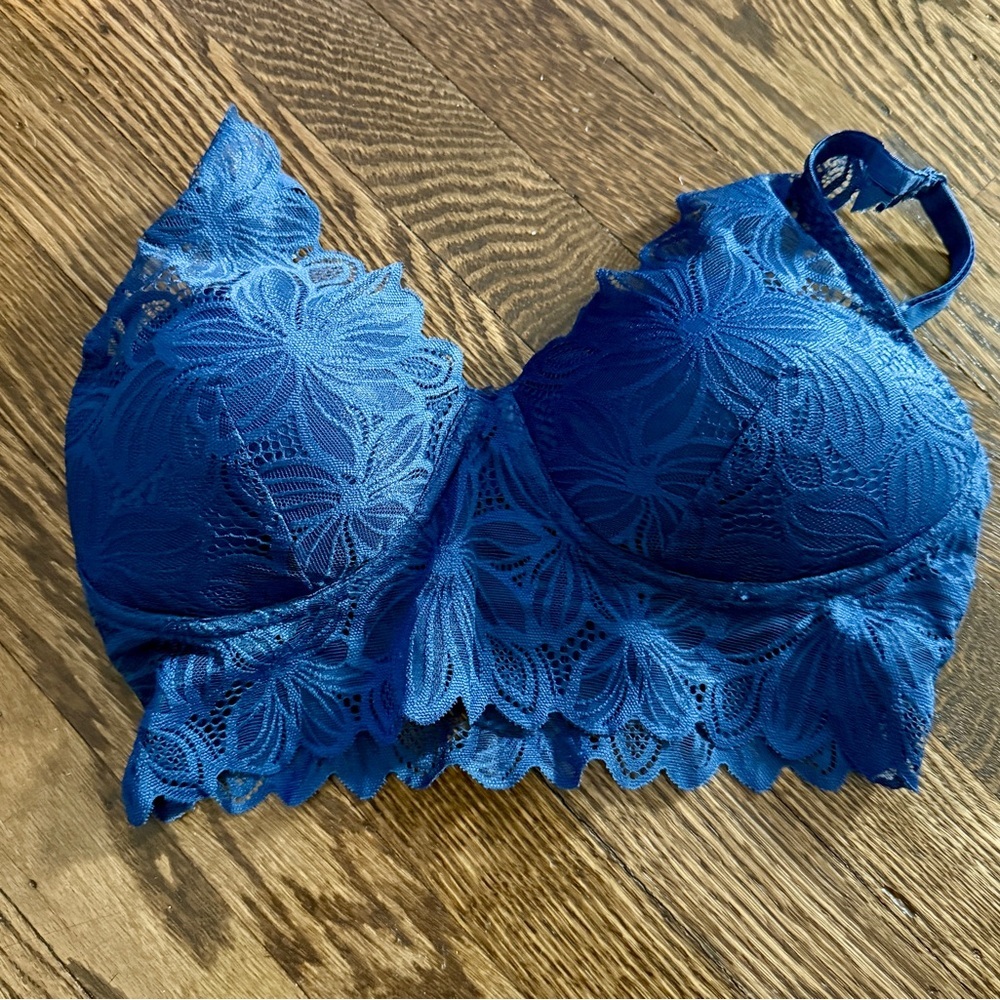 SO Intimates Lace Bralette Women Small Blue Padded Floral Scalloped Coquette